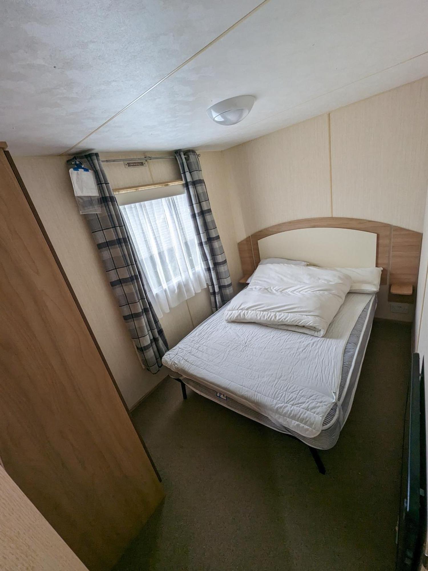 3 Bedroom Caravan, Sleeps 8 Lyons Lido Beach Prestatyn Eksteriør billede