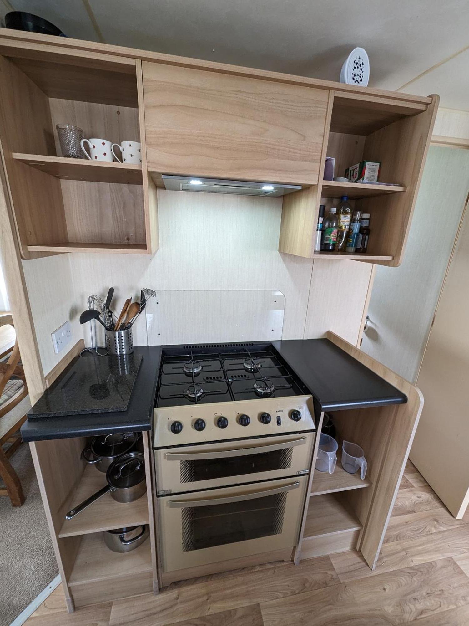 3 Bedroom Caravan, Sleeps 8 Lyons Lido Beach Prestatyn Eksteriør billede