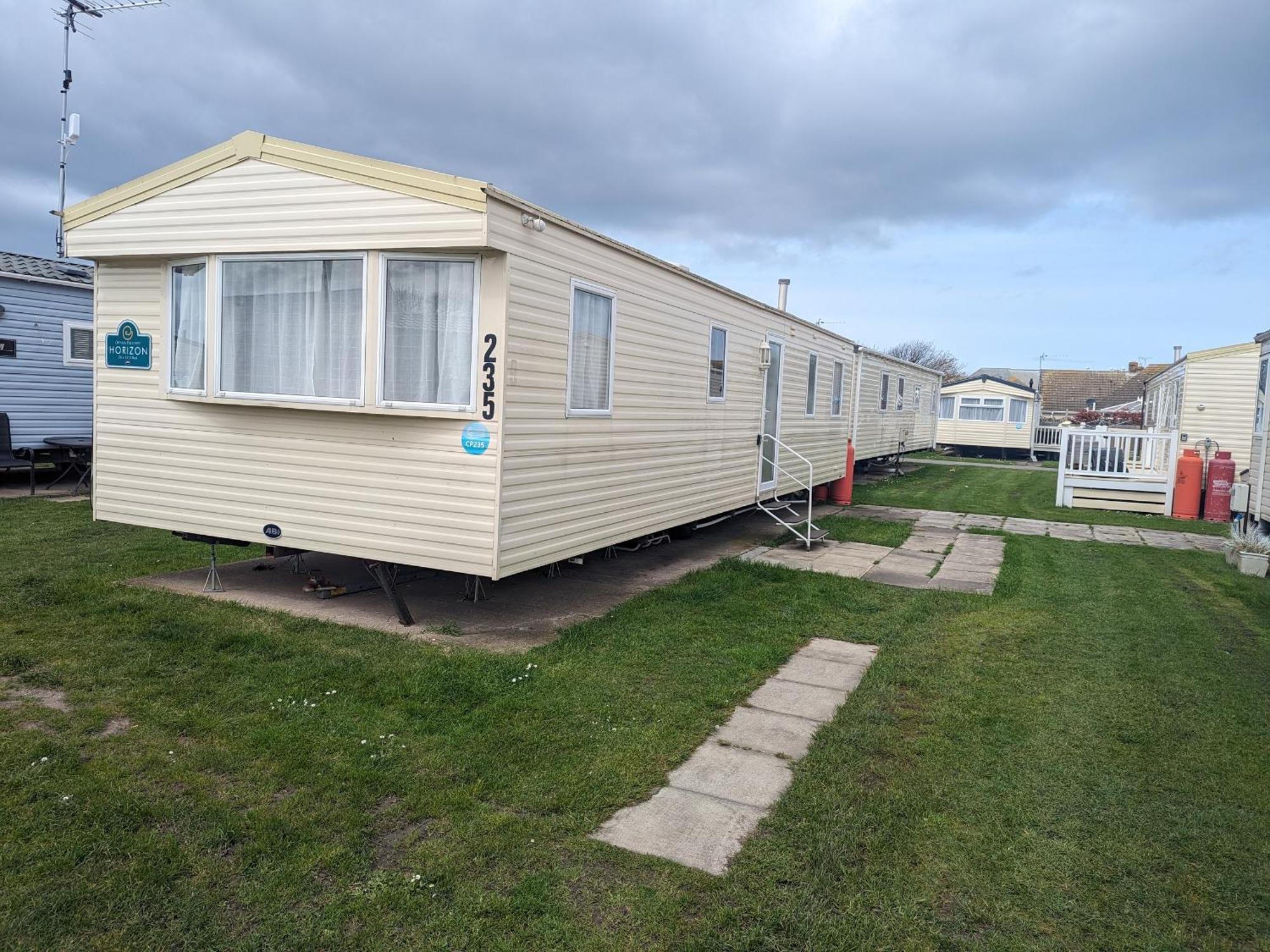 3 Bedroom Caravan, Sleeps 8 Lyons Lido Beach Prestatyn Eksteriør billede